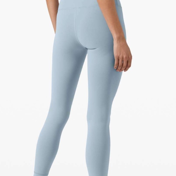 lululemon chambray light blue Wunder train size 6 - Picture 2 of 3